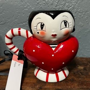 NWT Johanna Parker Heart Chica Mug / Valentine’s Day